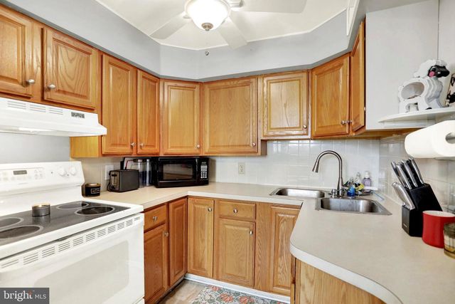 468 ELIZABETH ST, Highspire, PA 17034