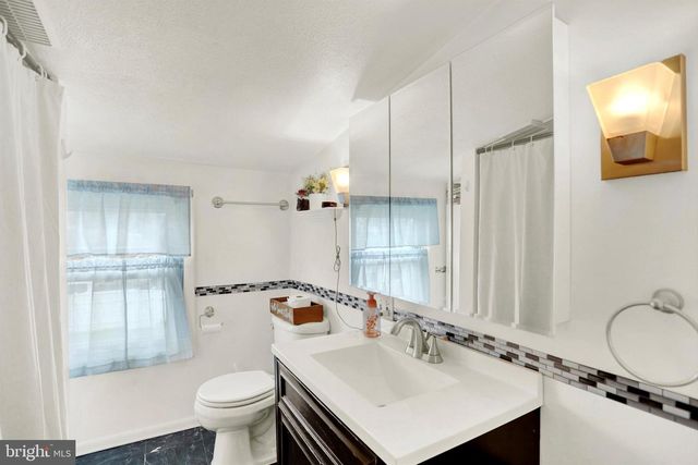 468 ELIZABETH ST, Highspire, PA 17034