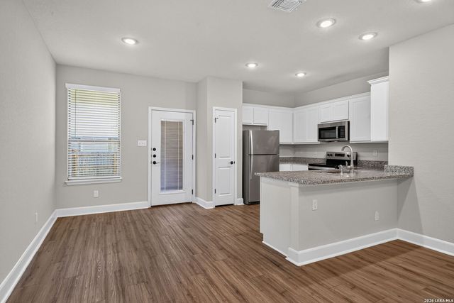 7625 AGAVE BND, San Antonio, TX 78253