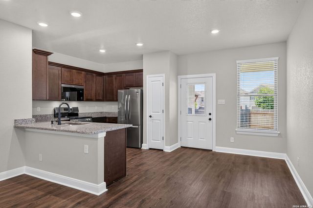 7625 AGAVE BND, San Antonio, TX 78253