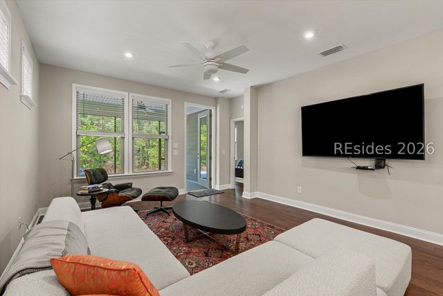 321 Blue Jay Ln, Bluffton, SC 29909