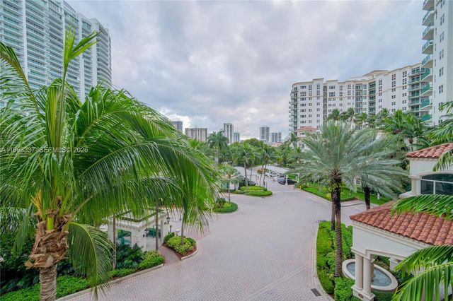 20000 E Country Club Dr 409, Aventura, FL 33180