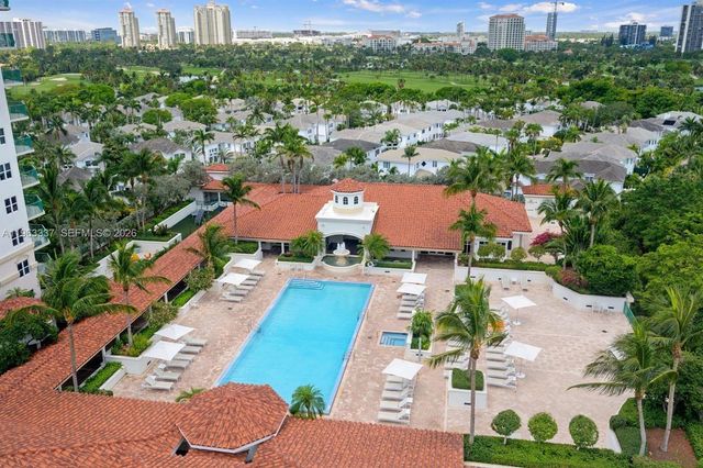 20000 E Country Club Dr 409, Aventura, FL 33180