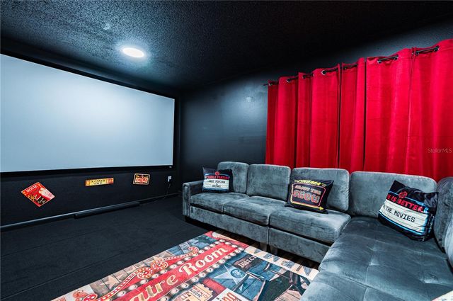 6504 39TH AVENUE W, Bradenton, FL 34209