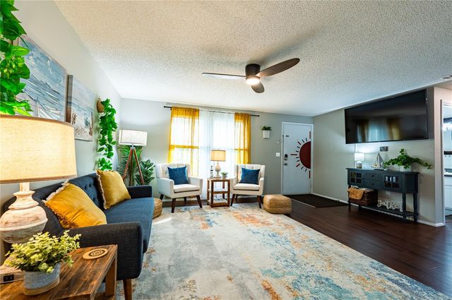 6504 39TH AVENUE W, Bradenton, FL 34209