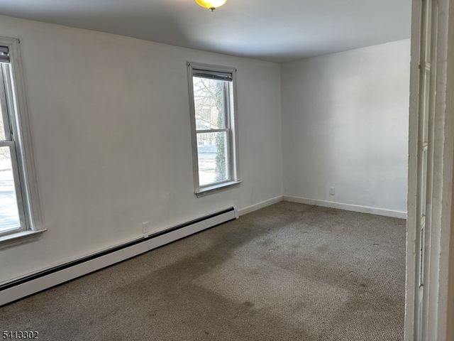 29 Broad St, Branchville Boro, NJ 07826