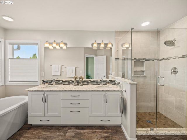 13704 Nw 49TH Ave, Vancouver, WA 98685