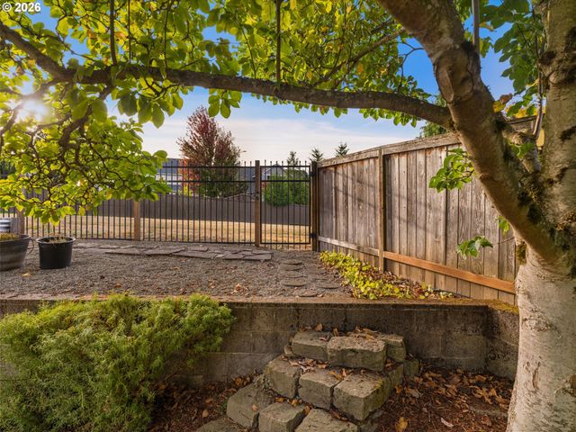 13704 Nw 49TH Ave, Vancouver, WA 98685