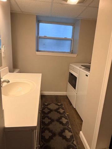 11 Mason Rd, Dudley, MA 01571