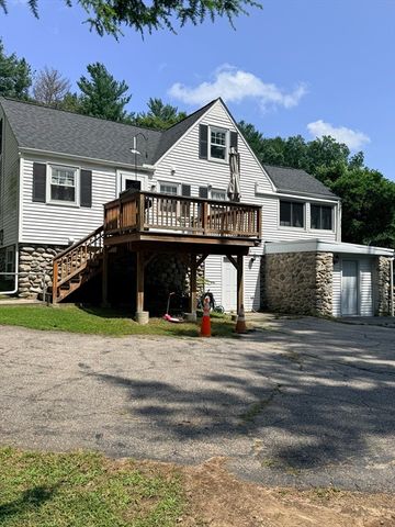 11 Mason Rd, Dudley, MA 01571