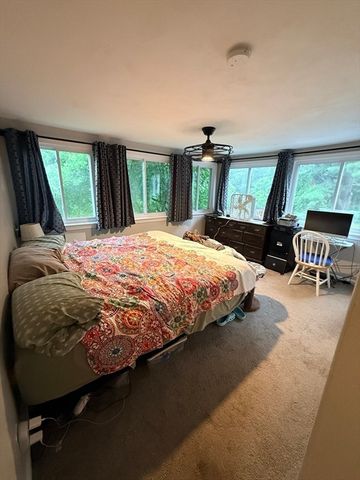 11 Mason Rd, Dudley, MA 01571