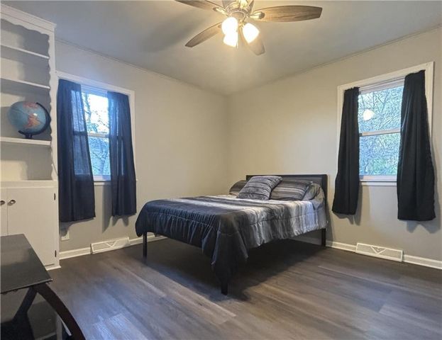 716 W Hurt Street, Liberty, MO 64068