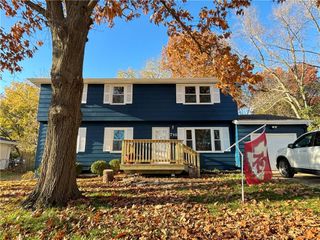 716 W Hurt Street, Liberty, MO 64068