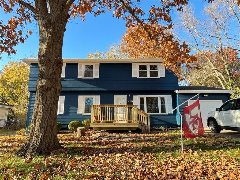 716 W Hurt Street, Liberty, MO 64068