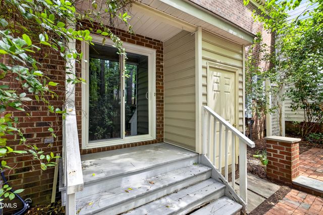 107 Sully Court, Chapel Hill, NC 27514