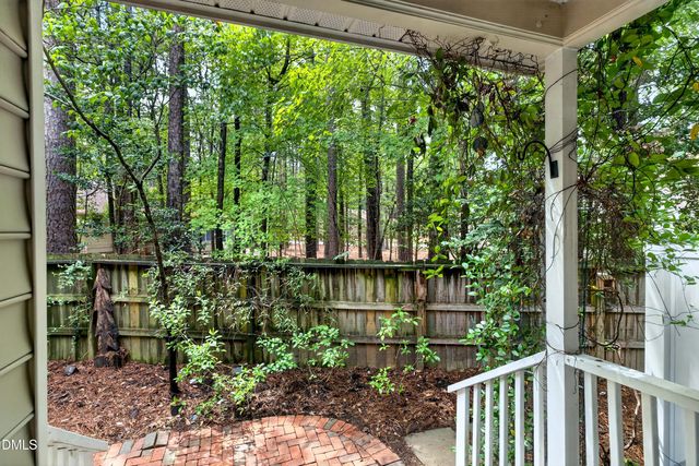 107 Sully Court, Chapel Hill, NC 27514
