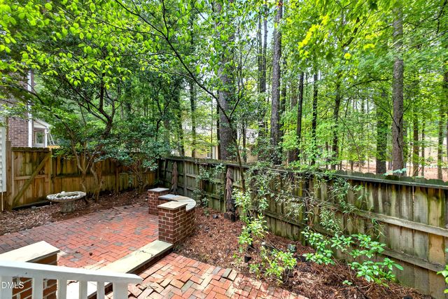 107 Sully Court, Chapel Hill, NC 27514
