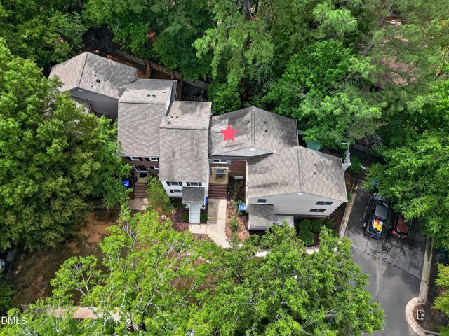 107 Sully Court, Chapel Hill, NC 27514