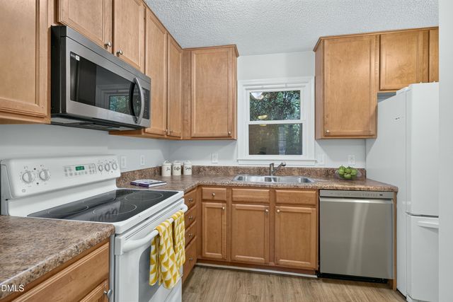 107 Sully Court, Chapel Hill, NC 27514