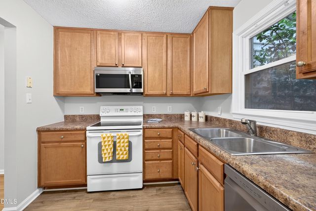 107 Sully Court, Chapel Hill, NC 27514