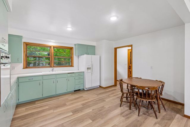 8 Central Lane, Northfield, MN 55057