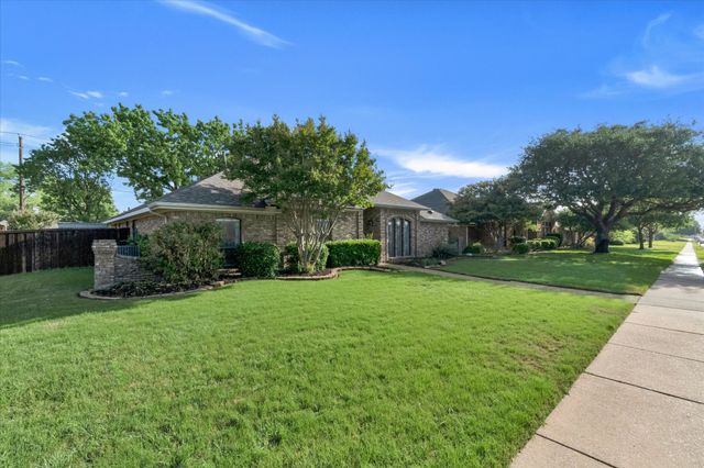 1701 Tawakoni Lane, Plano, TX 75075