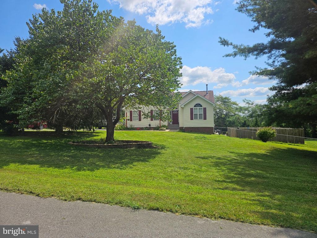 308 REDWOOD CT, Harpers Ferry, WV 25425
