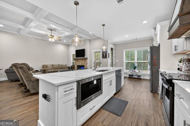 519 Liberty Hall Drive, Bonaire, GA 31005