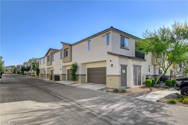 12125 Scarlet Ember Road 2, Las Vegas, NV 89183