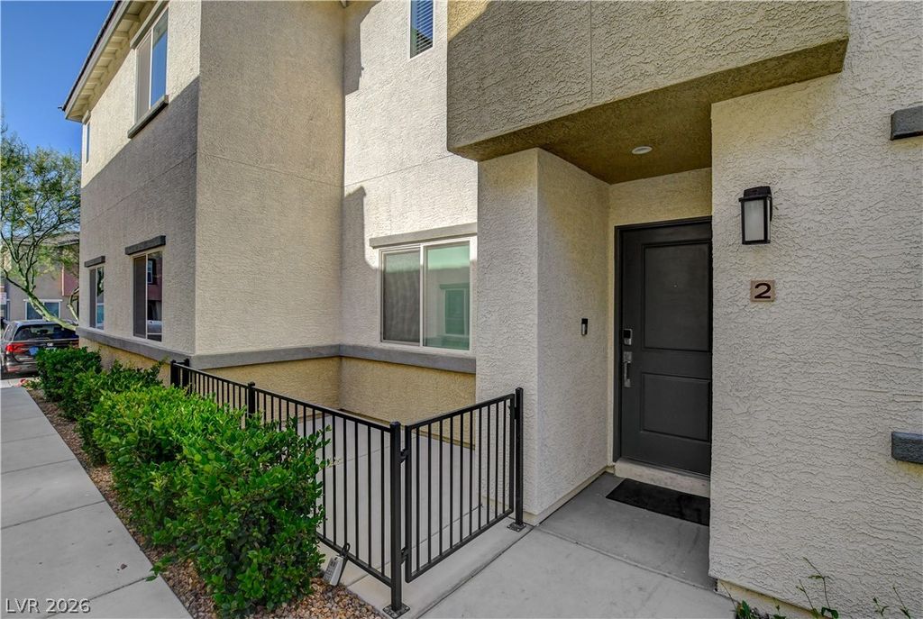 12125 Scarlet Ember Road 2, Las Vegas, NV 89183