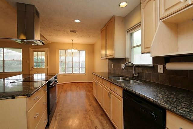 12623 Westella Drive, Houston, TX 77077