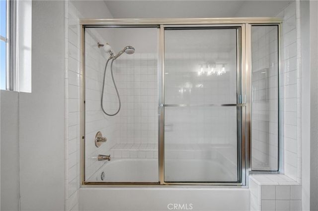 832 W Commonwealth Avenue, Alhambra, CA 91801