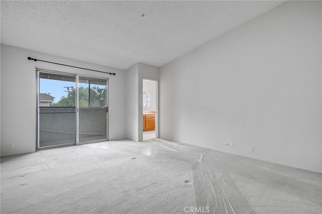 832 W Commonwealth Avenue, Alhambra, CA 91801