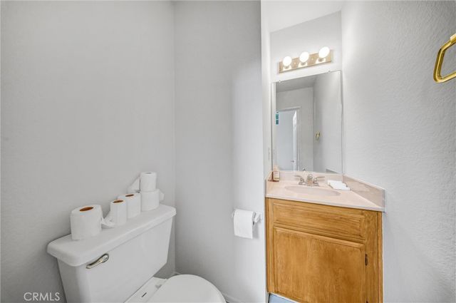832 W Commonwealth Avenue, Alhambra, CA 91801