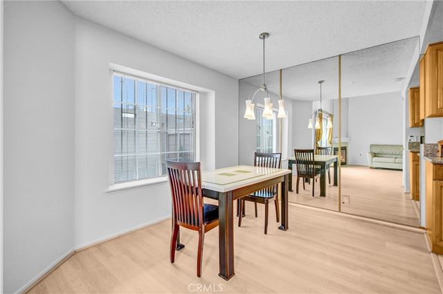 832 W Commonwealth Avenue, Alhambra, CA 91801