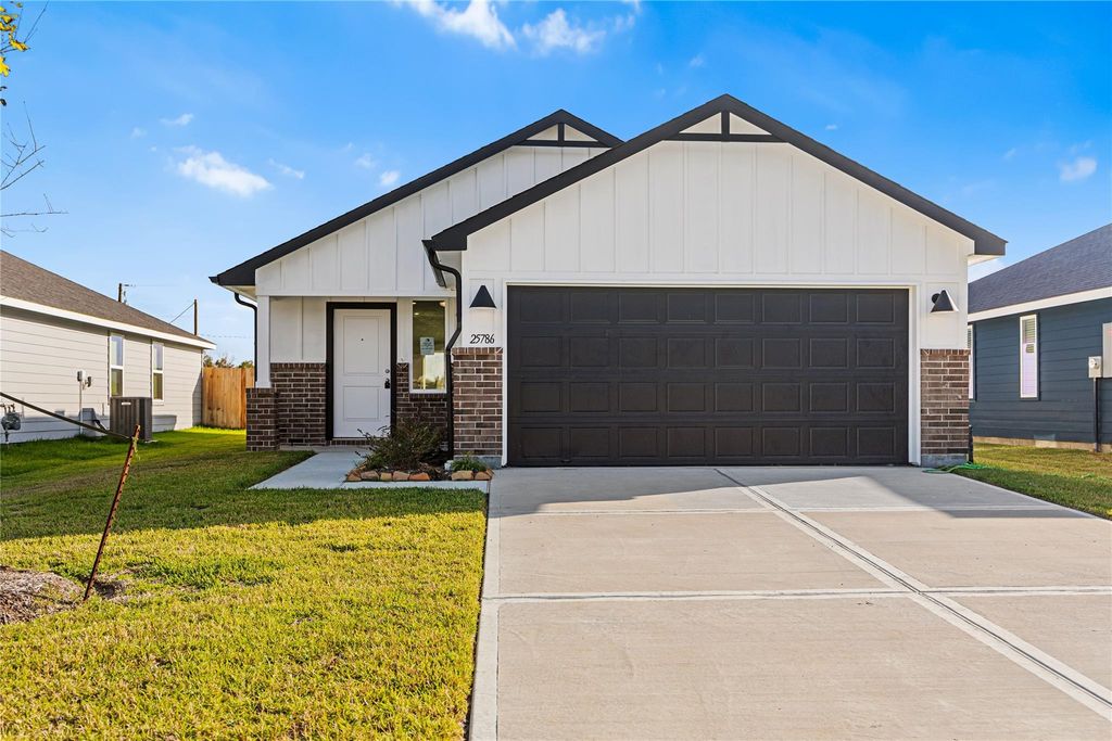 25786 John Wayne Court, Splendora, TX 77372