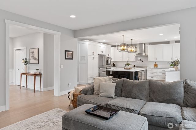 15108 78th Drive SE, Snohomish, WA 98296