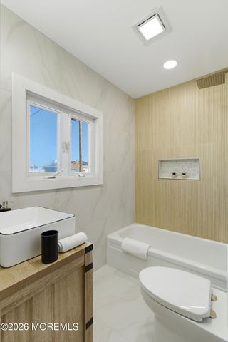 48 Lake Michigan Drive, Little Egg Harbor, NJ 08087