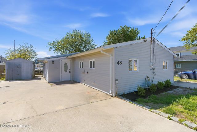 48 Lake Michigan Drive, Little Egg Harbor, NJ 08087