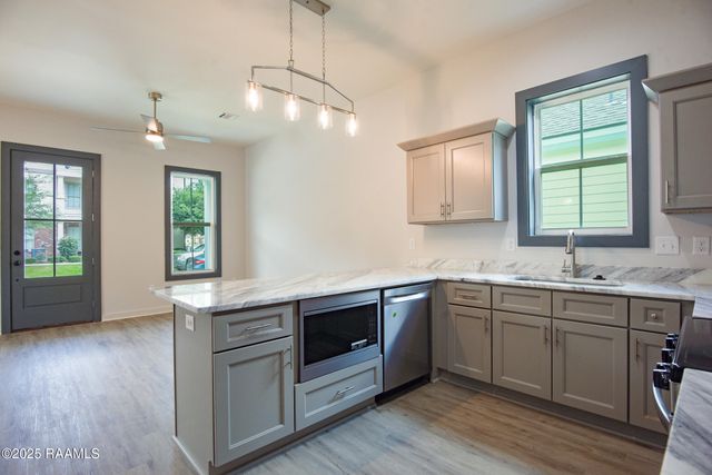 134 Banister Court, Lafayette, LA 70507