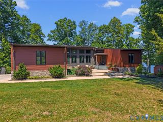3601 Leonards Ln, Sutherland, VA 23885