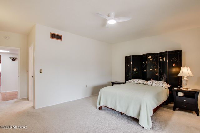 2009 W Misty Hollow Lane, Tucson, AZ 85704