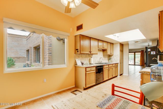 2009 W Misty Hollow Lane, Tucson, AZ 85704