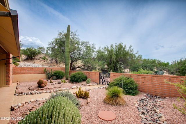 2009 W Misty Hollow Lane, Tucson, AZ 85704