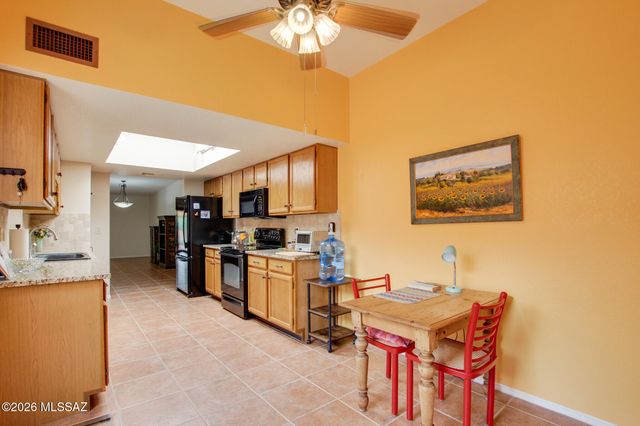 2009 W Misty Hollow Lane, Tucson, AZ 85704