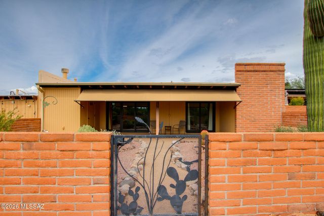 2009 W Misty Hollow Lane, Tucson, AZ 85704