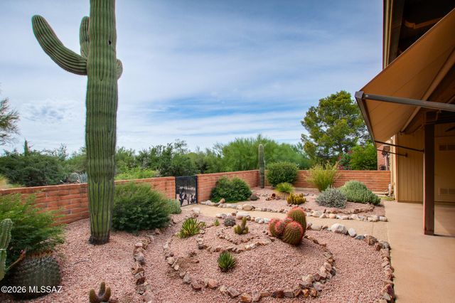 2009 W Misty Hollow Lane, Tucson, AZ 85704