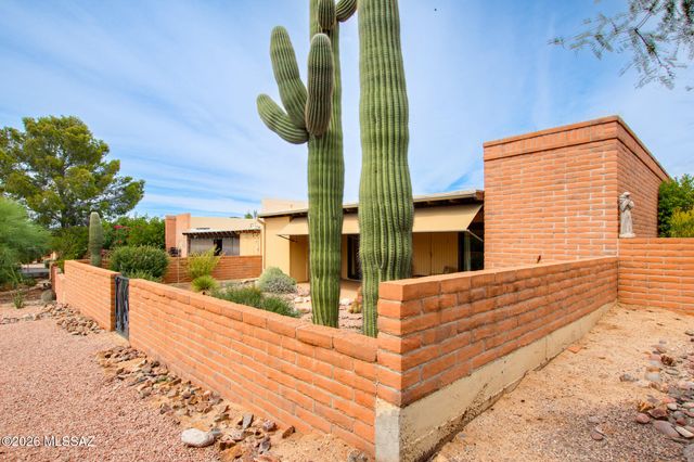 2009 W Misty Hollow Lane, Tucson, AZ 85704
