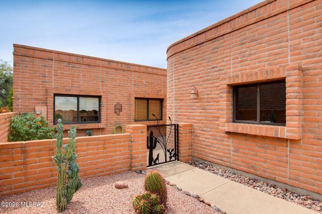 2009 W Misty Hollow Lane, Tucson, AZ 85704