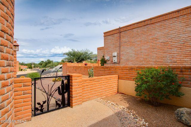 2009 W Misty Hollow Lane, Tucson, AZ 85704